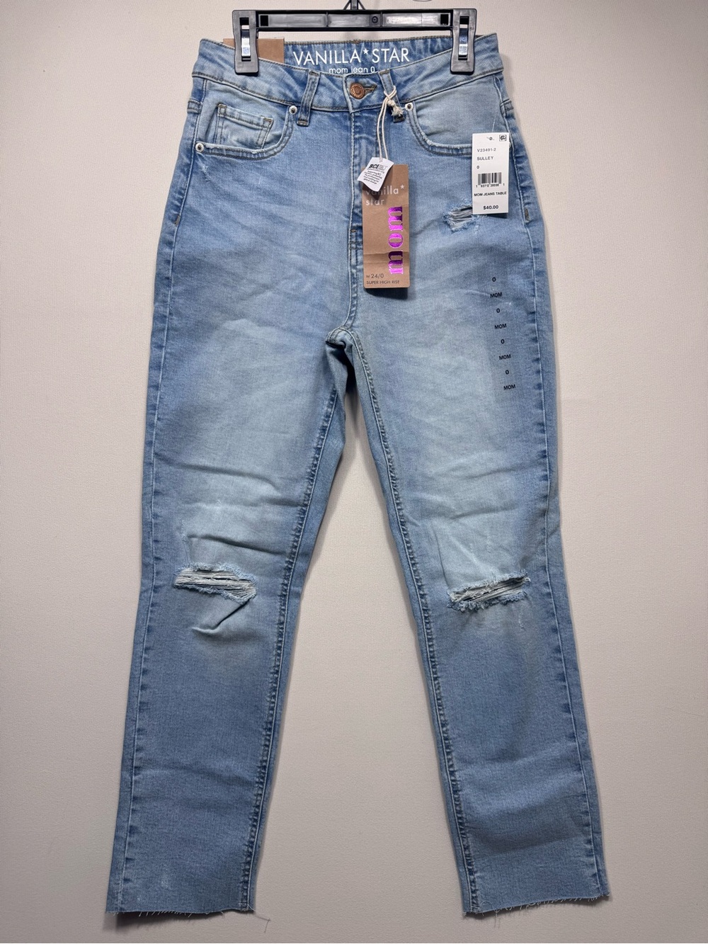 Vanilla Star mom Light Blue super High-Rise Distressed tapered leg Jeans size 24